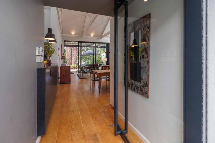 To Let 1 Bedroom Property for Rent in Tamboerskloof Western Cape